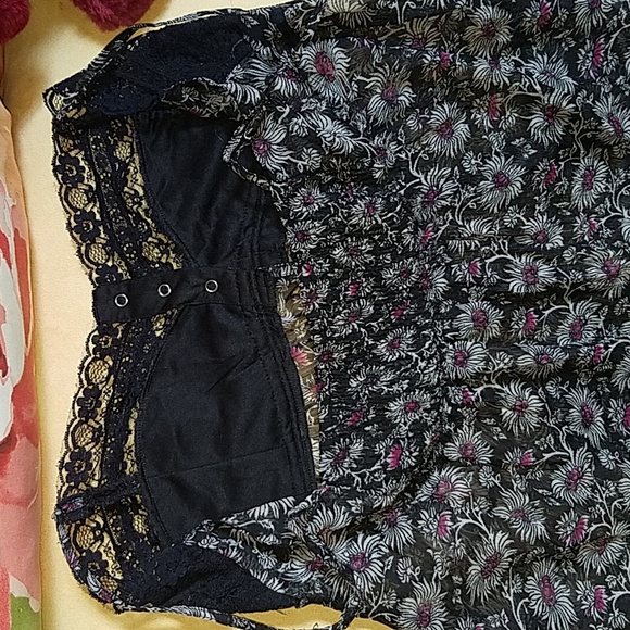 2 black and pink camisoles size large - Picture 7 of 12